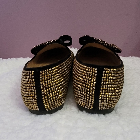 Steve Madden Flat Shoe - Picture 4 of 6